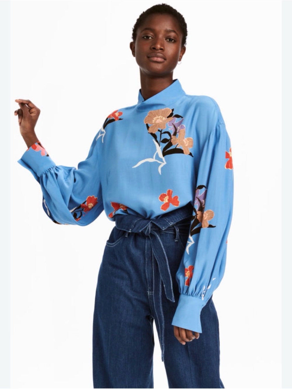 H&M Blue Floral Viscose Blouse featuring a bright blue fabric with red size 4
